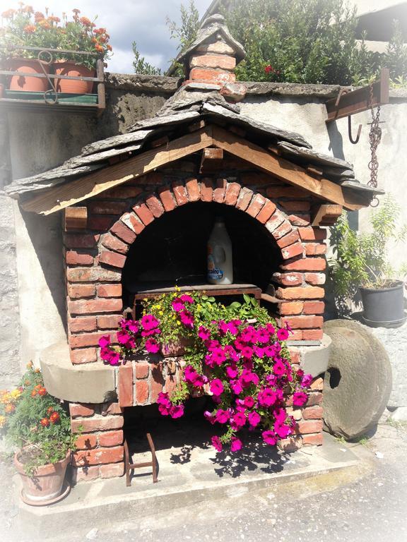 Agriturismo La Grange Pont-Saint-Martin Exterior foto